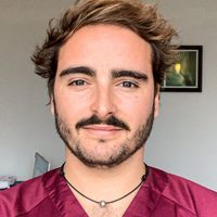 Adrien DEFOUR, ostéopathe à Biarritz