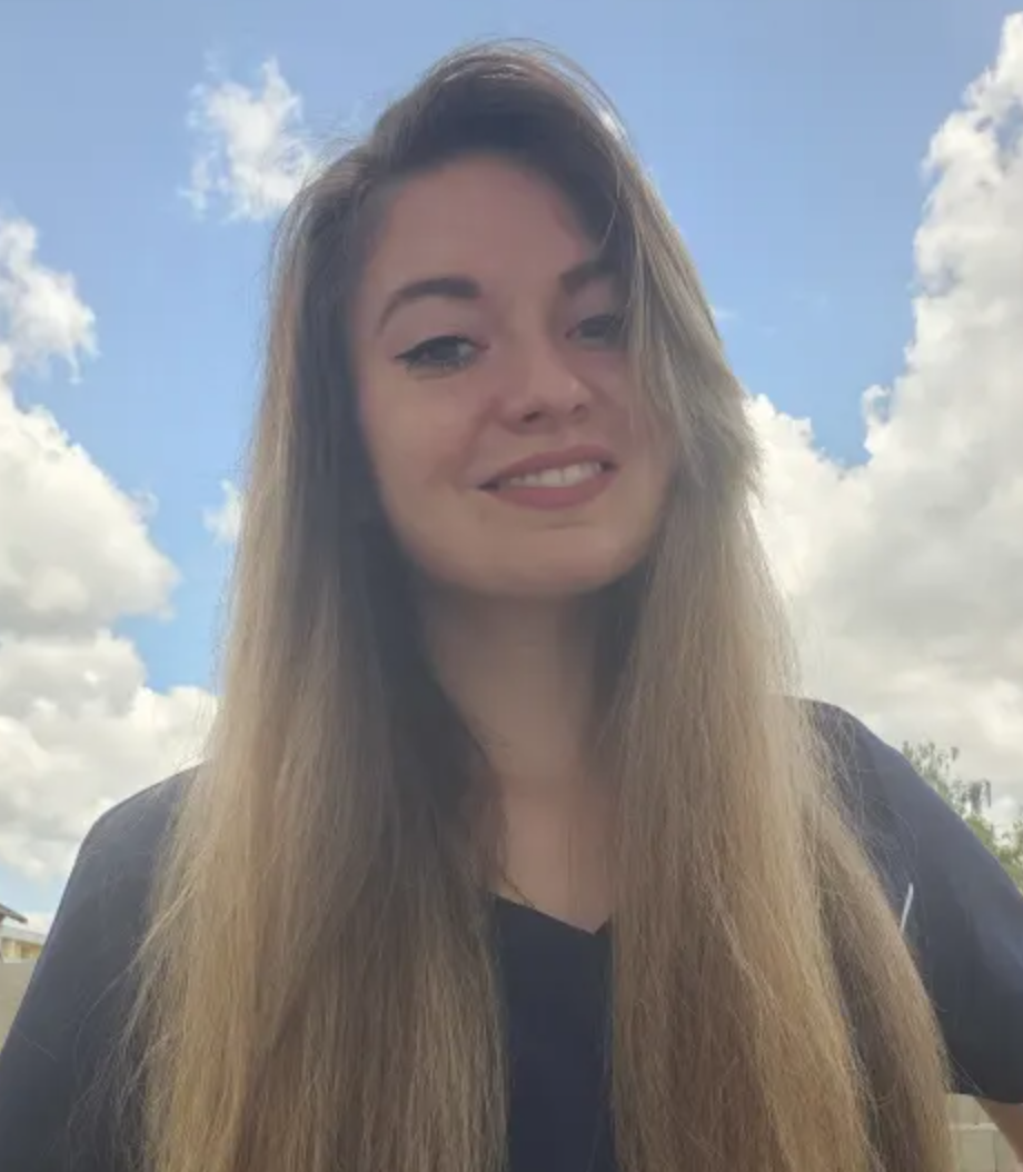 Apprenante Amandine DESCOMBES