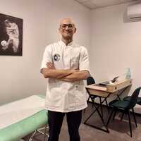 Yanis BOUDJAKDJI ostéopathe à Clichy