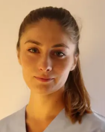 Apprenante Clémence POUYANFAR