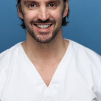 Arnaud CHENUET ostéopathe à Paris