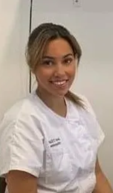 Nawel REGRAGUI ostéopathe à Paris