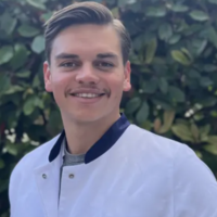Romain GIRARD ostéopathe à Le Cannet-des-Maures