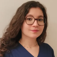 Inès ACCAD ostéopathe à Paris