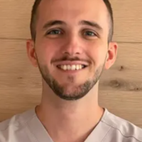 Maxime LALANGE ostéopathe à Velaux