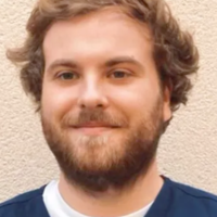 Hippolyte ZABUKOVEC ostéopathe à Paris