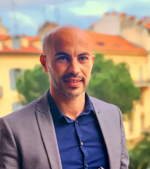 David NOHALES ostéopathe à Lyon