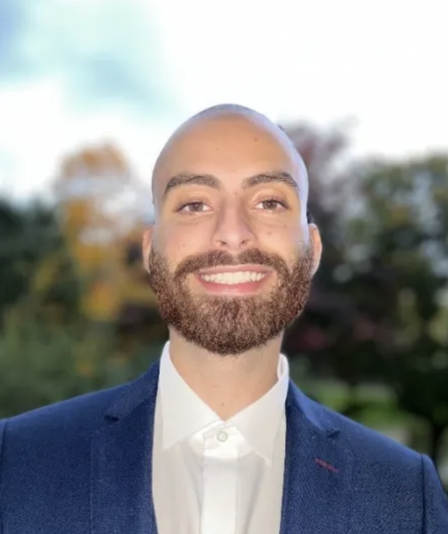 Yanis BERBERIAN ostéopathe à Fitou