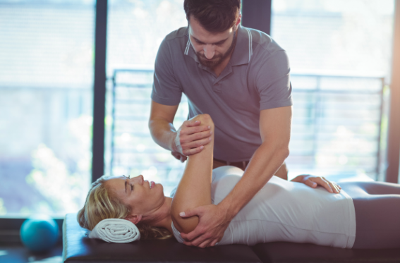 douleur-epaule-coiffe-rotateurs-osteopathe