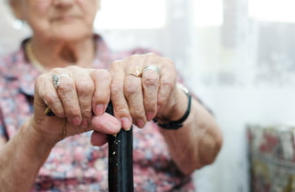 osteopathie, séniors et traitement des vertiges