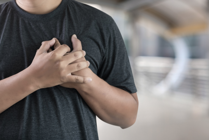 doueur thoracique coeur et précordialgie