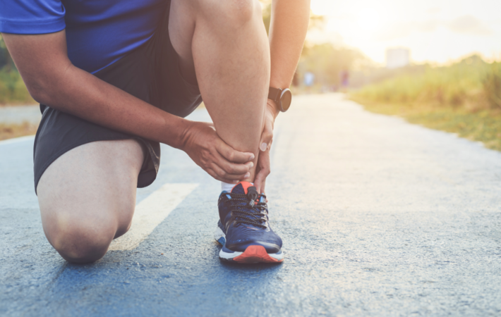 Entorse de la cheville et sport : l'ostéopathie comme traitement