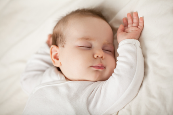 Votre Bebe A La Tete Plate Et Si C Etait Une Plagiocephalie Reflex Osteo Votre Bebe A La Tete Plate Et Si C Etait Une Plagiocephalie Reflex Osteo