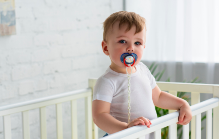 La tétine et troubles de la succion : l'avis de l'ostéopathe pédiatrique